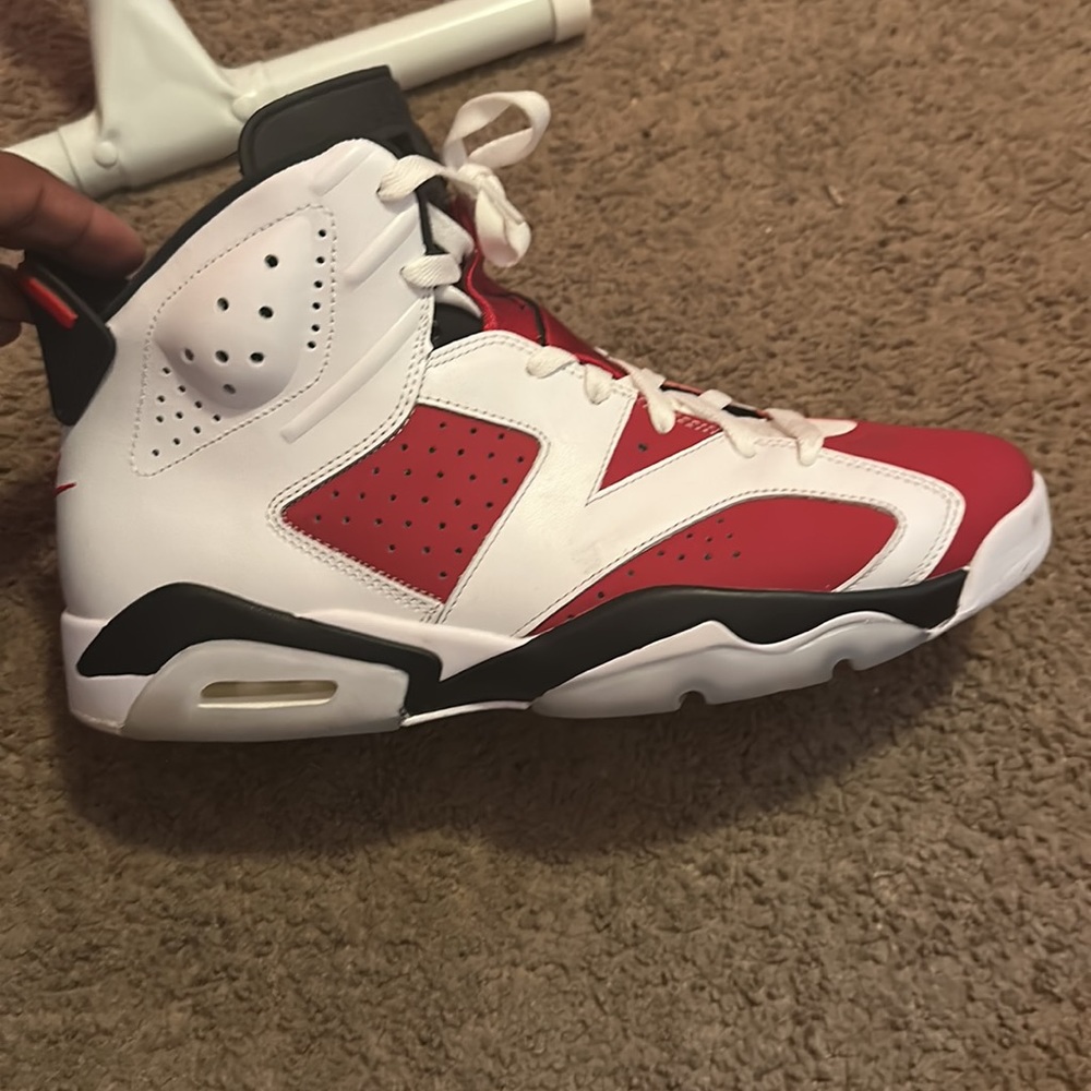Sneaker - Picture 7 of 9